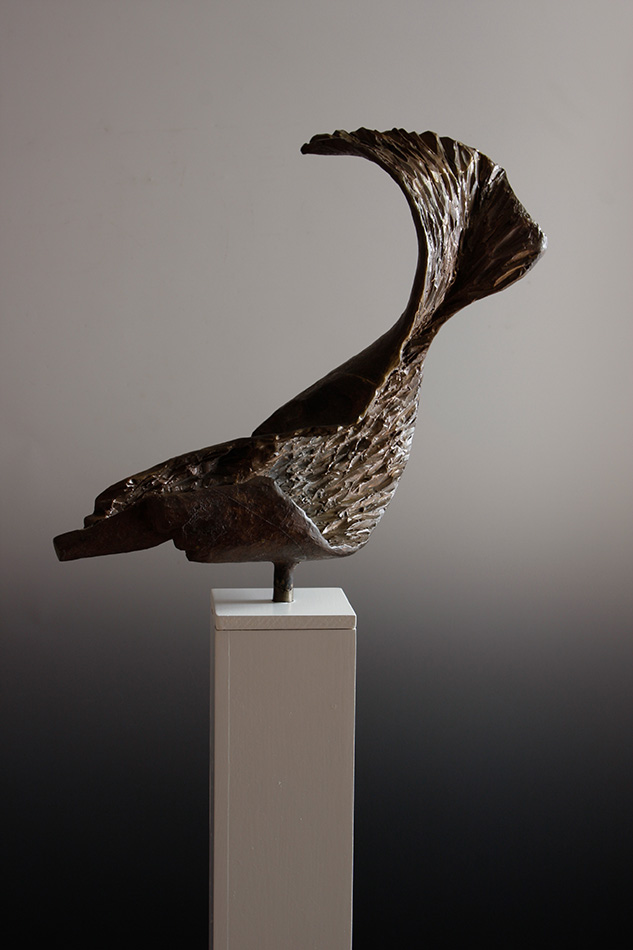 Duik, brons, unicum, 34 x 40 x 15 cm.